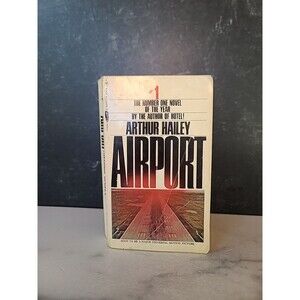 Airport A Novel By Arthur Hailey 1970 Bantam Edition Paperback